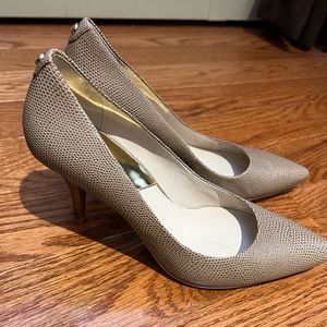 Michael Kors Flex Pump